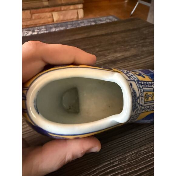 Vintage Porcelain Shoe Chinoiserie Style Asian Figurine Shoe - Picture 2 of 5